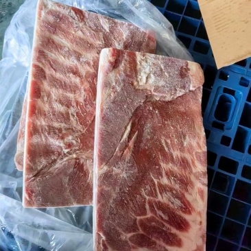 肥猪修边大五花，五花肉