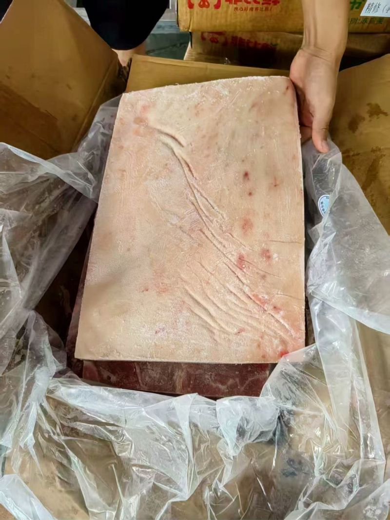 肥猪修边大五花，五花肉