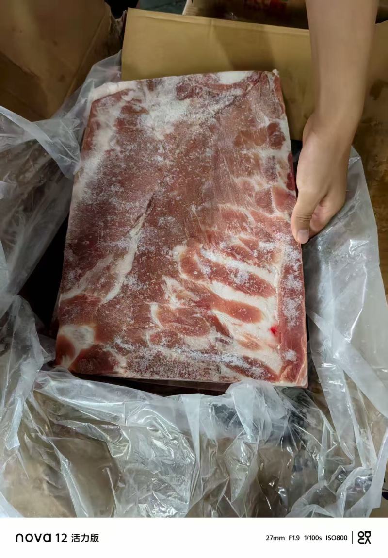 肥猪修边大五花，五花肉