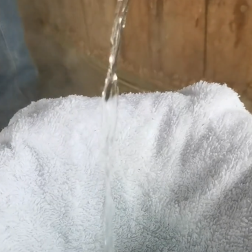 正宗**酿造玉米酒