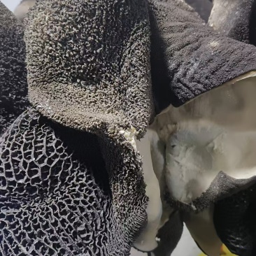八分熟黑牛肚
