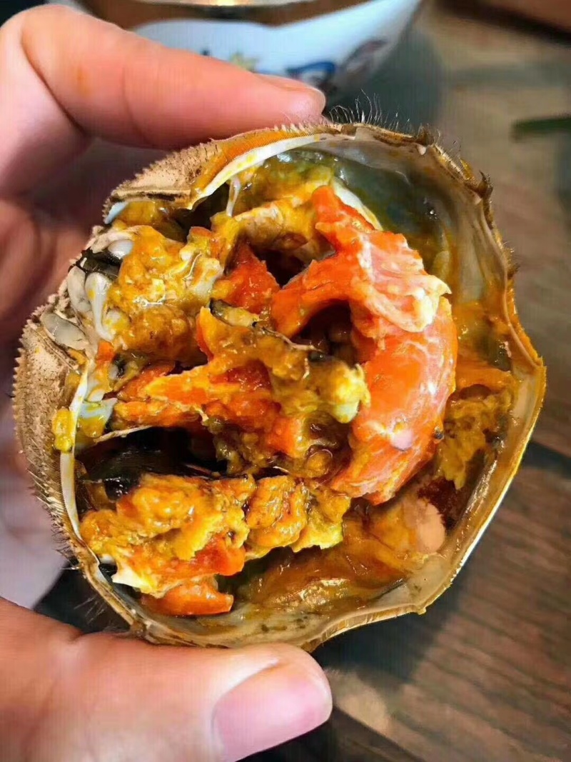正宗盘锦稻田河蟹批发零售产地直发，膏满黄肥，