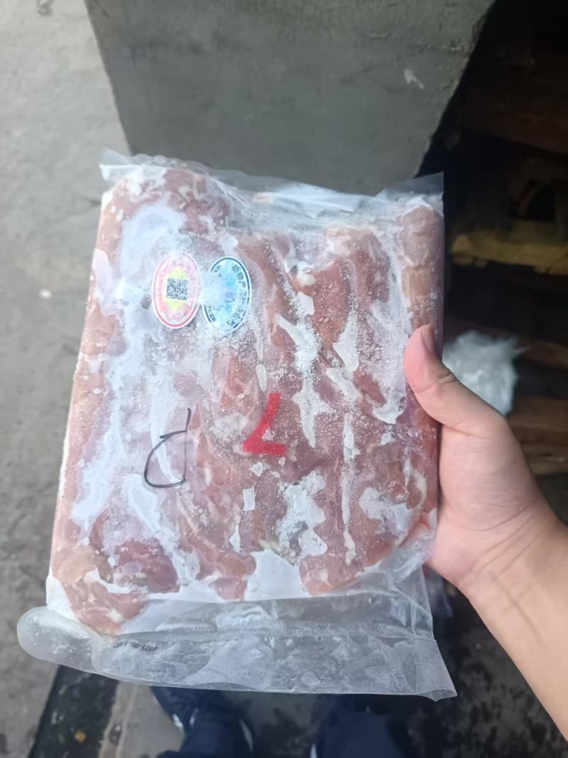二级鸭脖，2800/吨