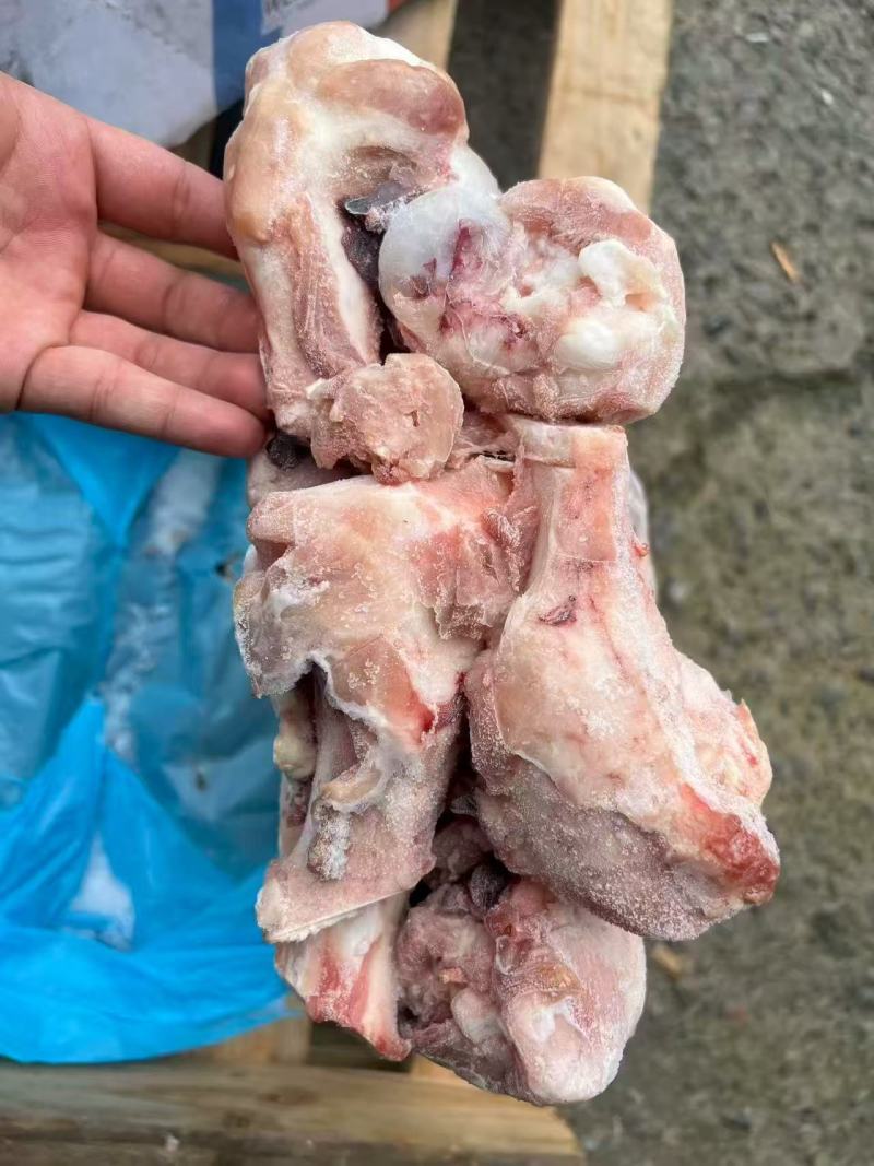 猪棒骨