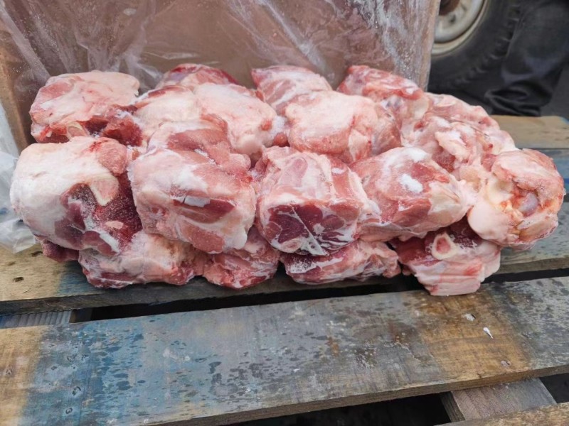 肘子，去皮小肘子，福利价带肉**多，颜色新鲜
