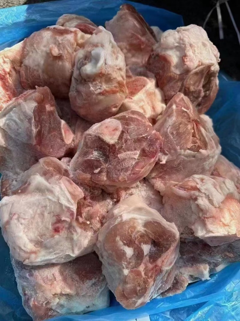 肘子，去皮小肘子，福利价带肉**多，颜色新鲜