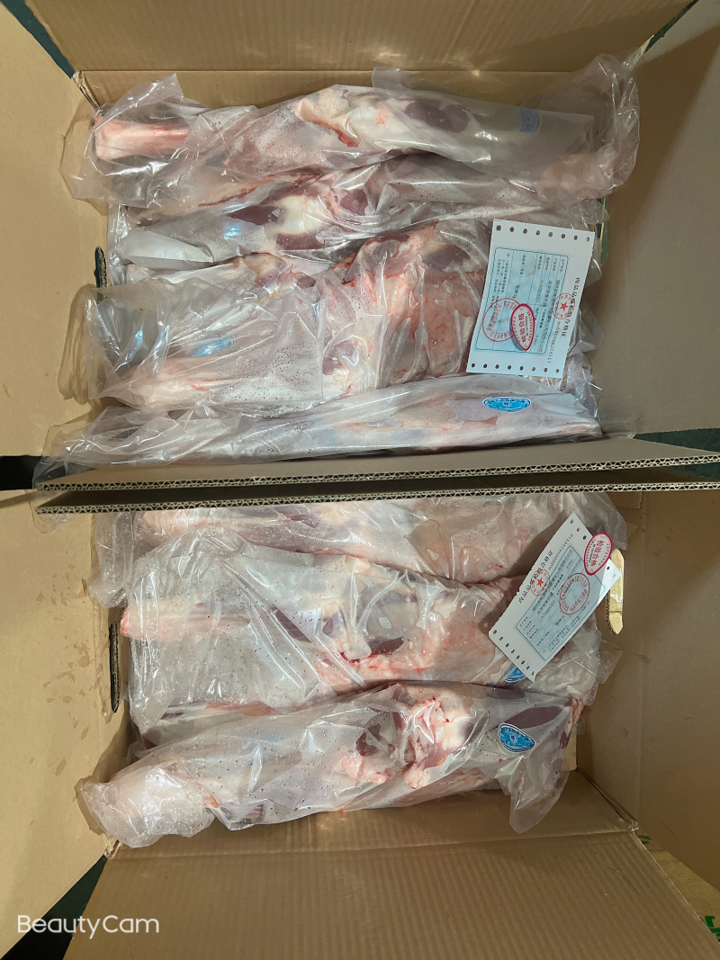 【羔羊带骨前腿】草地羊的标准件19斤，烧烤必备！鲜嫩可口