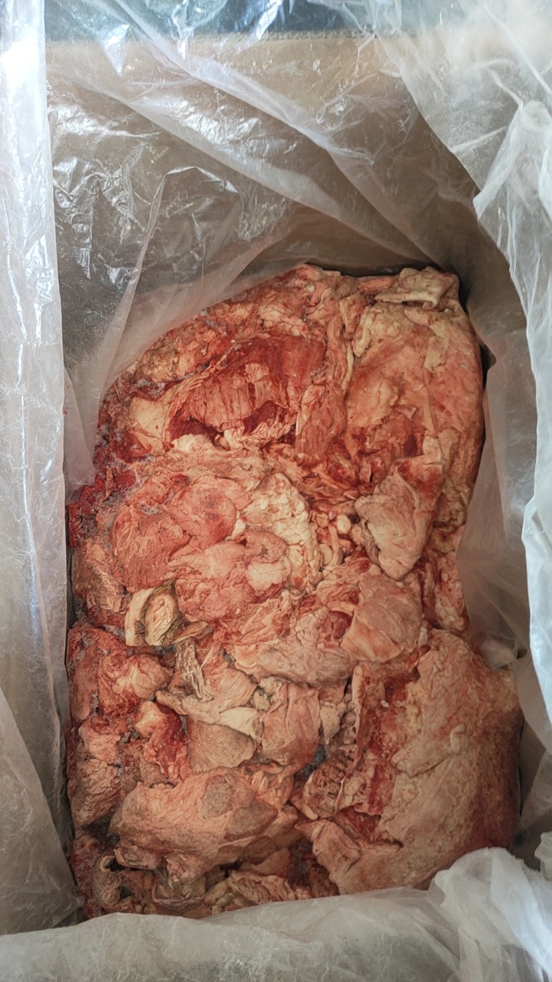 B碎肉（狗食）