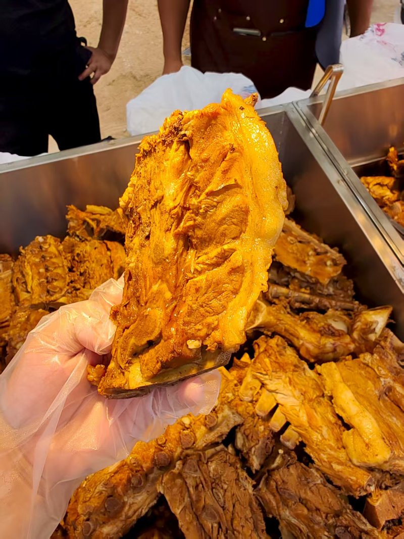 4厂龙骨肉多新鲜价格低质量好，一件起发冷链物流直