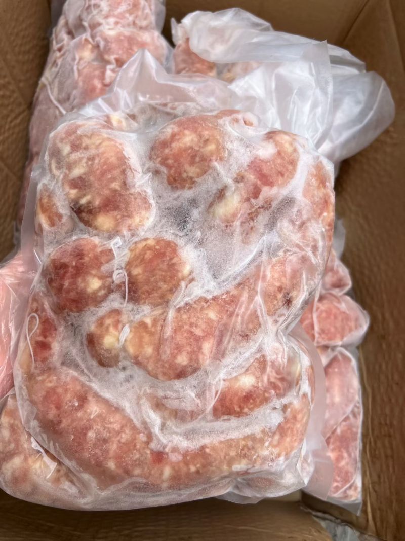龙大猪肉肠，真空包装
