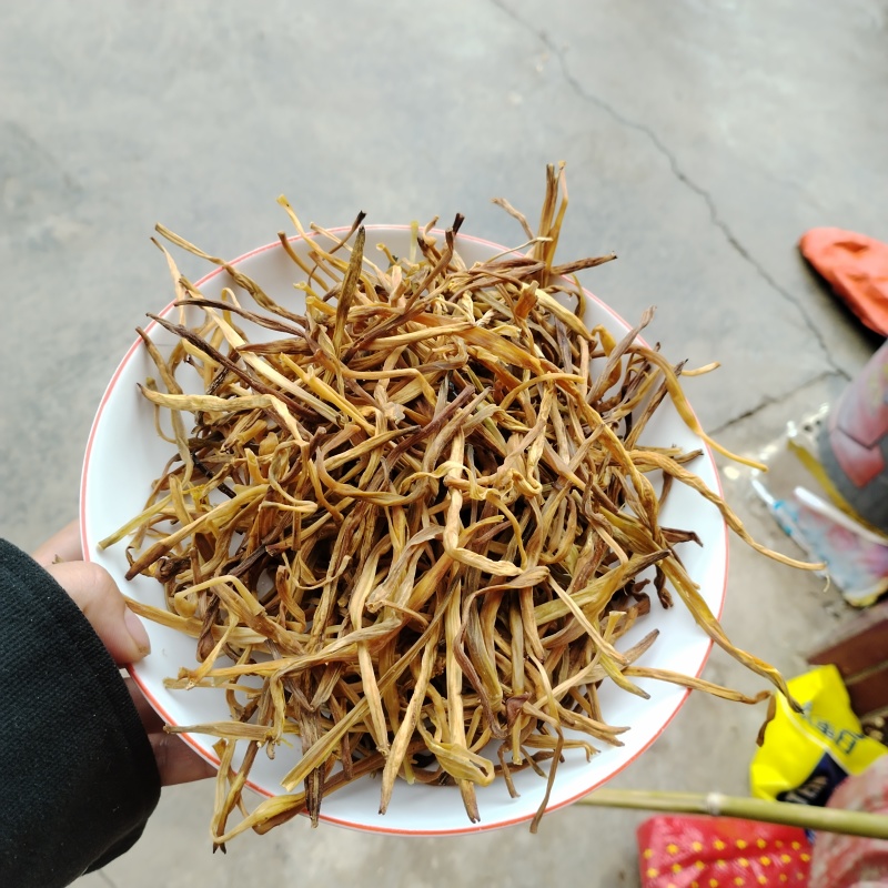 熟条金针菜，