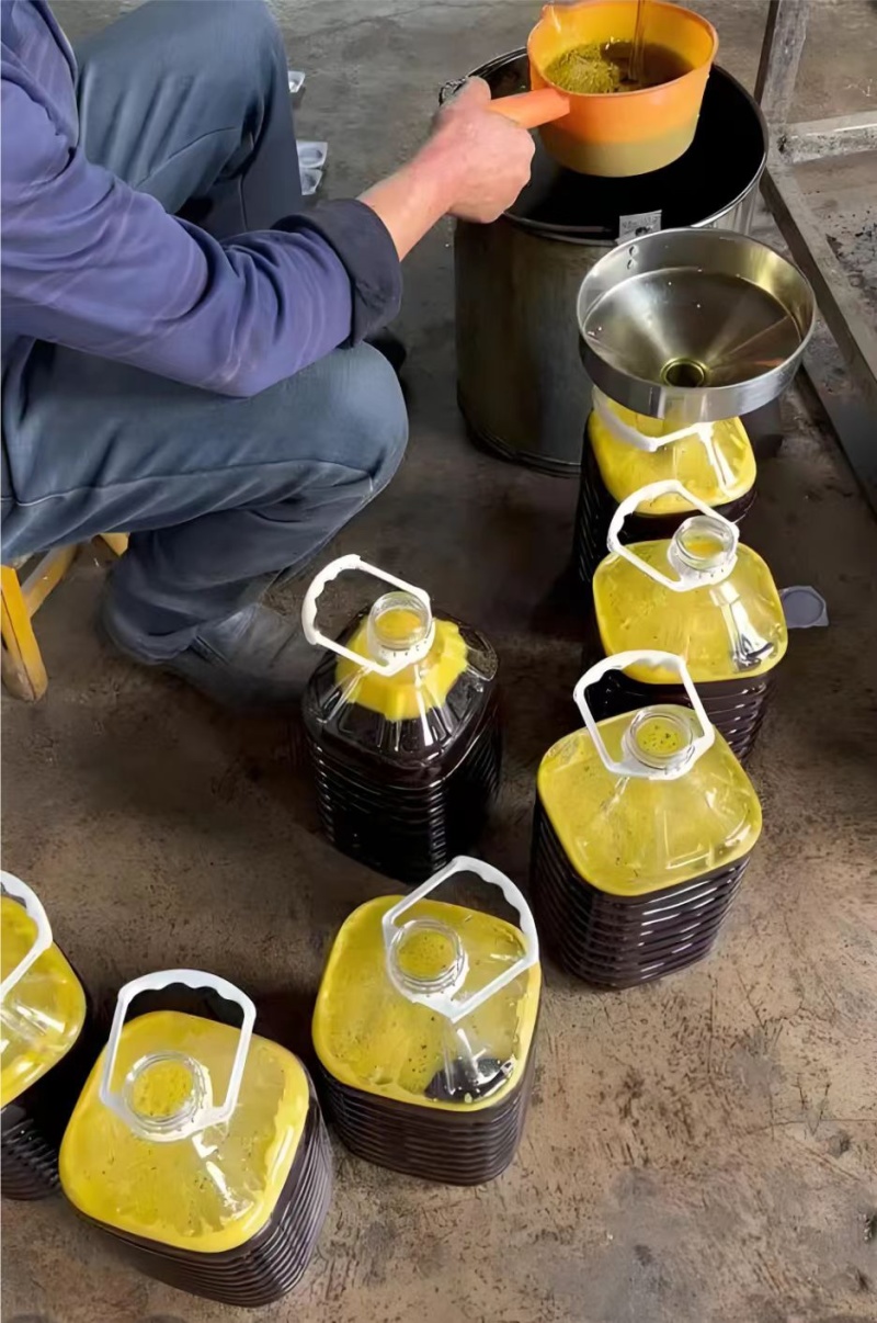 【实力推荐】菜籽油湖南产地保纯保香量大从优可视频看货对接