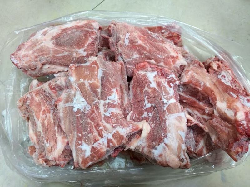 青猪多肉胫骨20斤