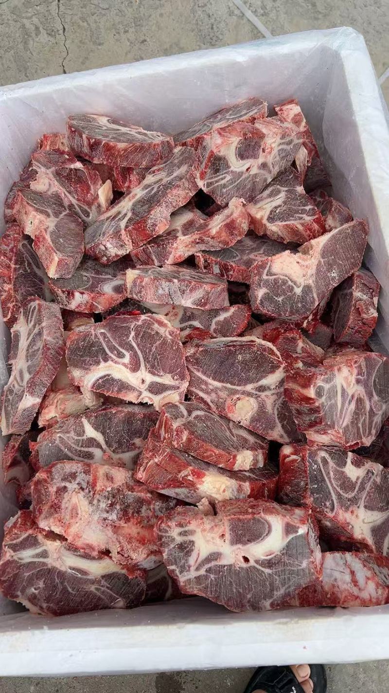 国产满肉牛脖骨，纯干公牛