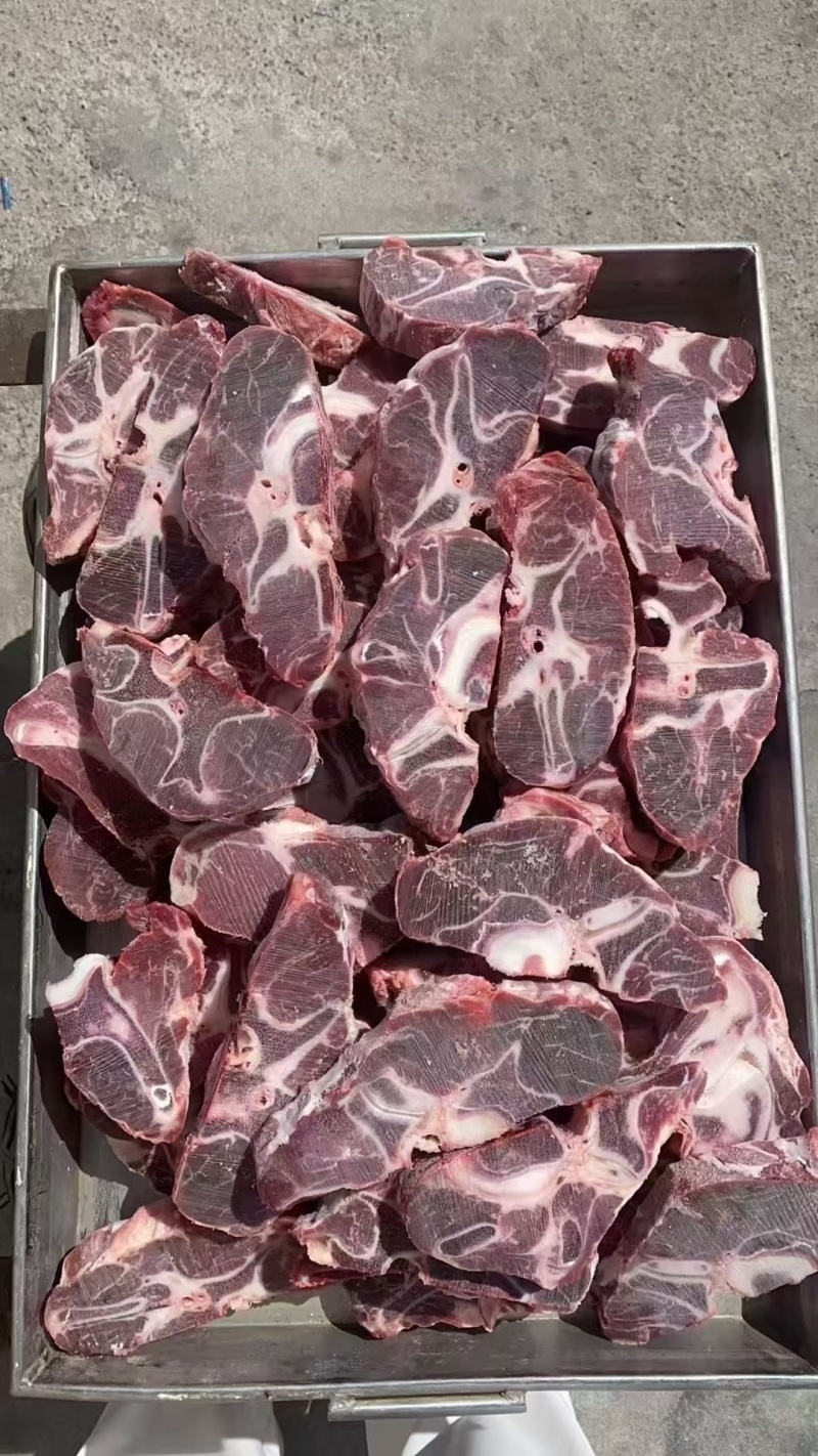 国产满肉牛脖骨，纯干公牛