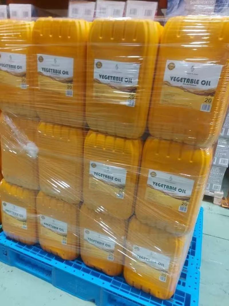 一级非转基因大豆油20L装的
