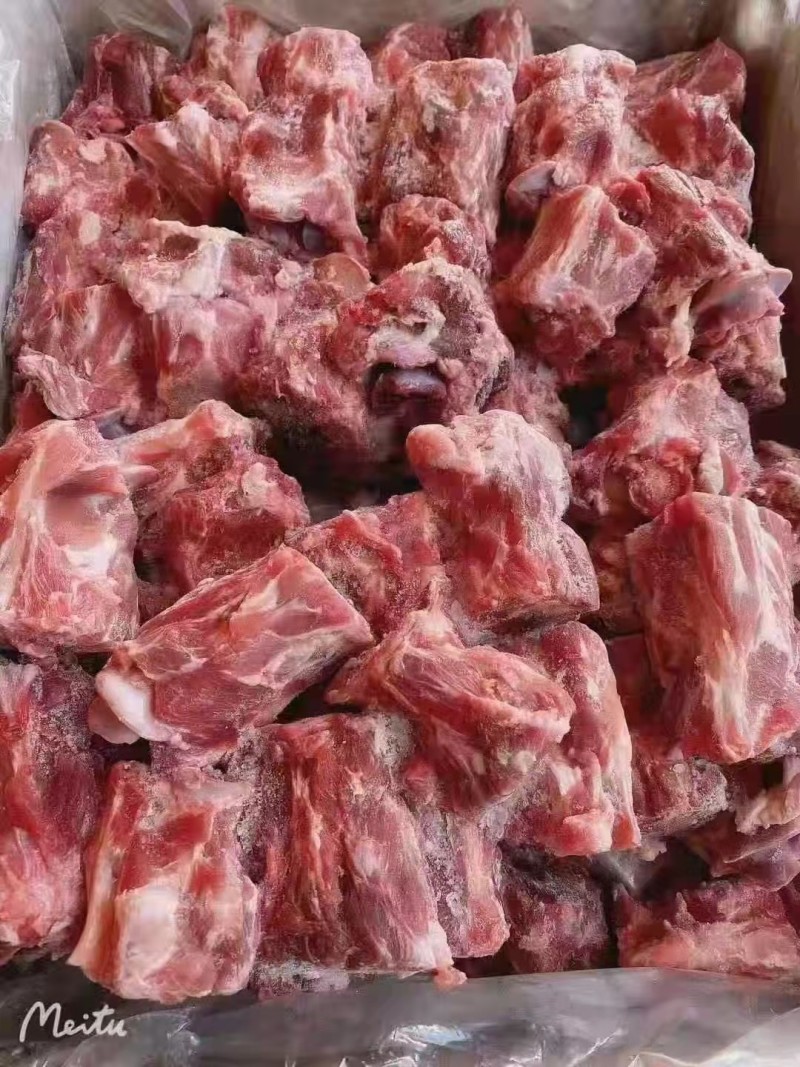 多肉羊脖骨到货，新鲜多肉，质量**好，山东腾惠食品