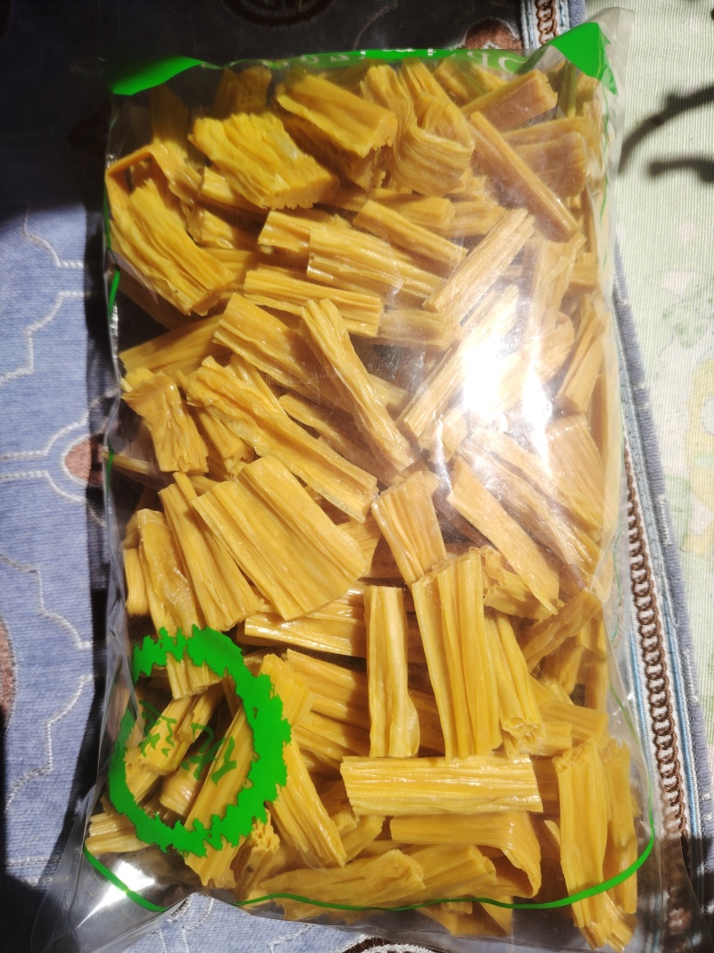 腐竹段精选手工优质头层非转基因商用火锅食材凉拌麻辣烫批发