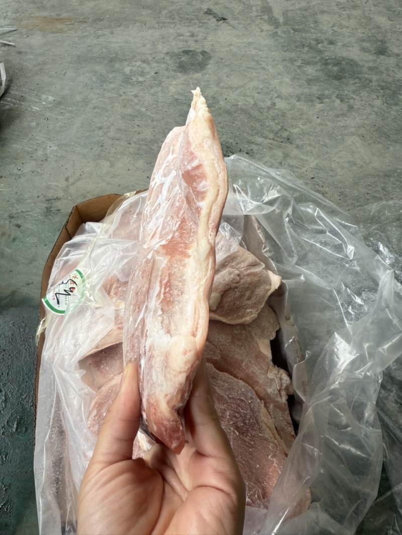 肥猪带皮后上肉，3-5片