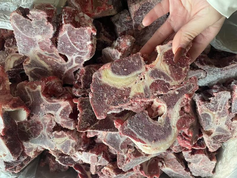 多肉牛脖骨大小均匀