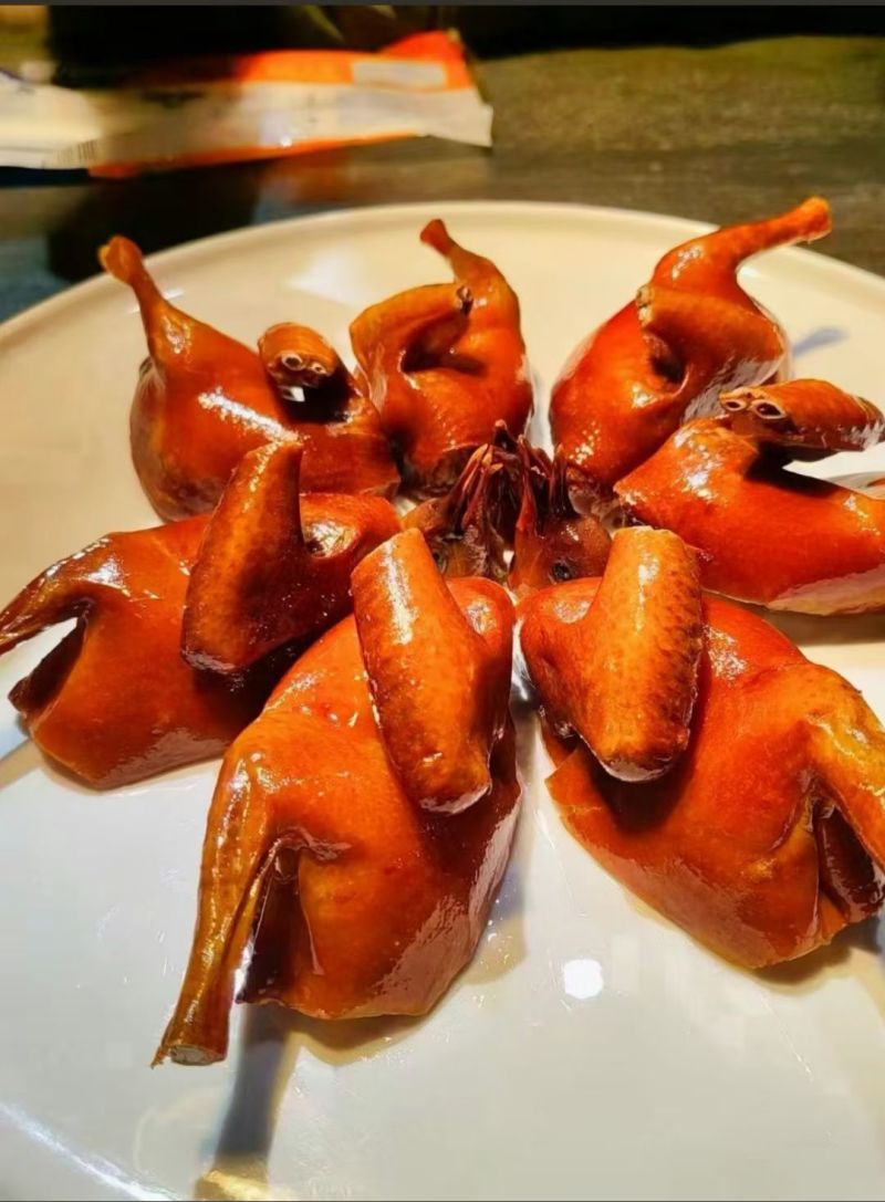 【脆皮流汁乳鸽】250克整只爆汁脆皮乳鸽商用厂家直发精品