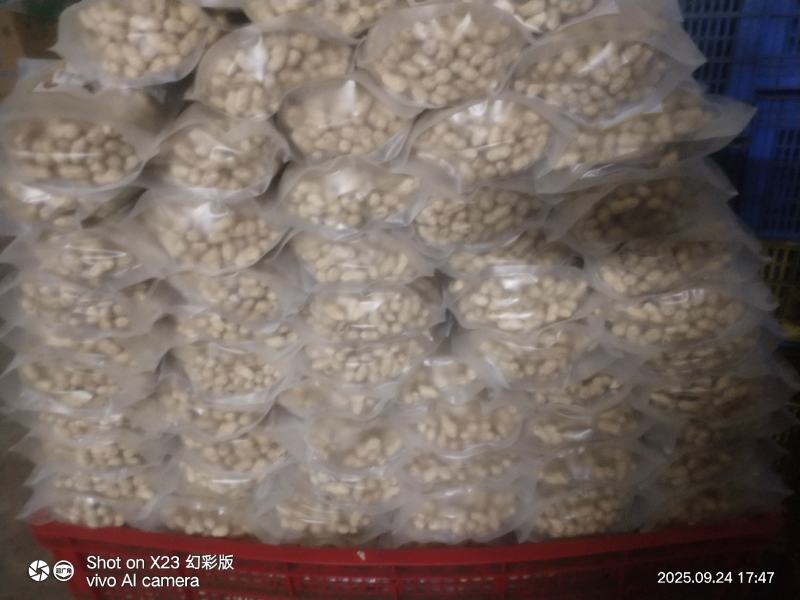 农村水煮花生手工炒花生
