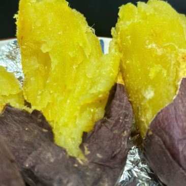 云南高原黄金榴莲蜜薯