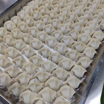 纯手工鲜肉肉盯水饺