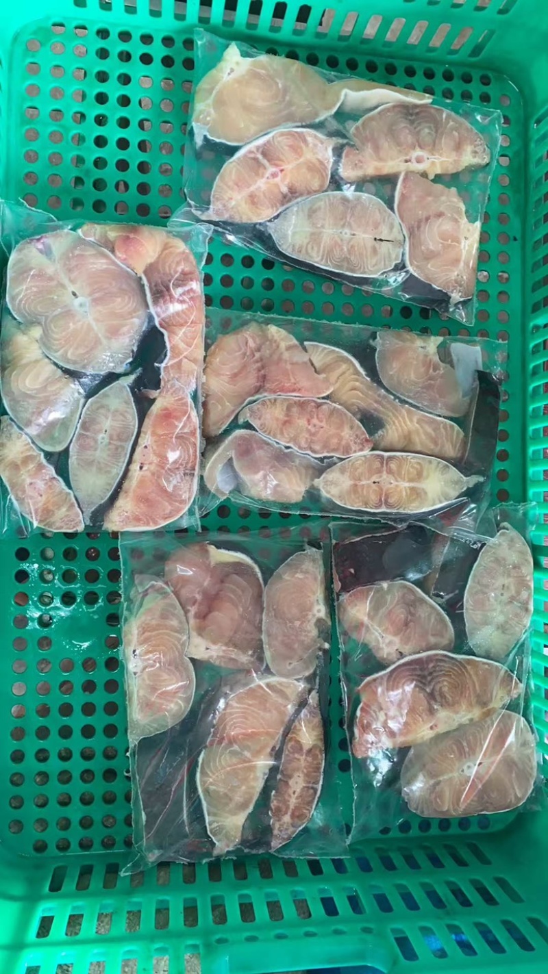 去头去尾鲶鱼块500克一包