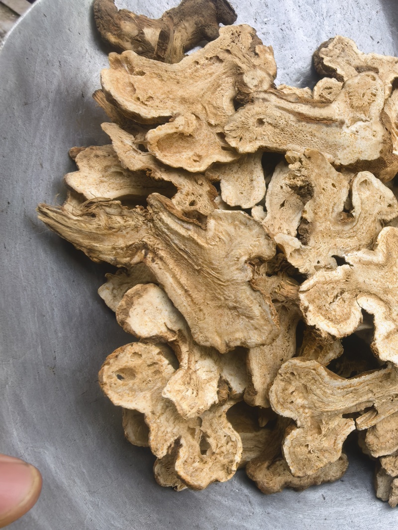 白术新货白术两年白术《聚源药业专注批发零售中药材