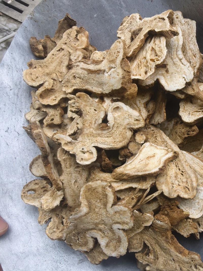 白术新货白术两年白术《聚源药业专注批发零售中药材