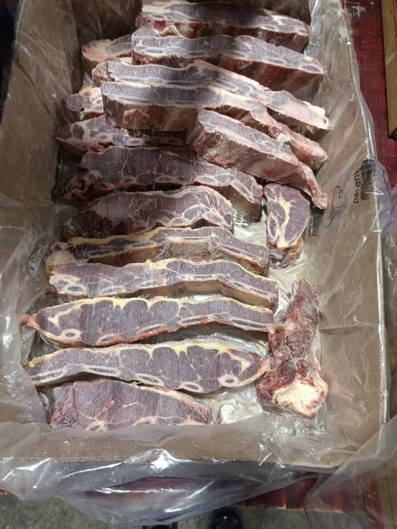满肉牛肋排
