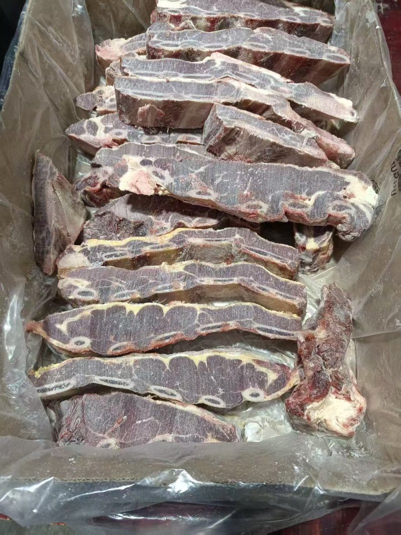 满肉牛肋排
