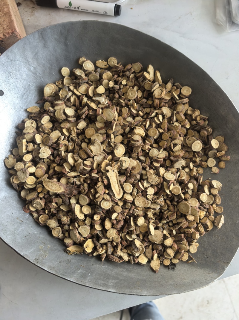 甘草统货甘草大小都有《聚源药业》专注中药材批发零售