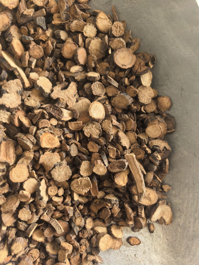 赤芍京赤芍赤芍片颜色红《聚源药业》专注中药材批发