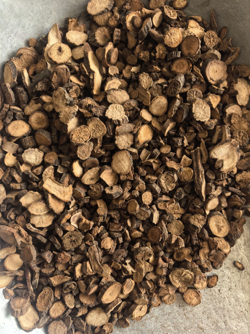 赤芍京赤芍赤芍片颜色红《聚源药业》专注中药材批发