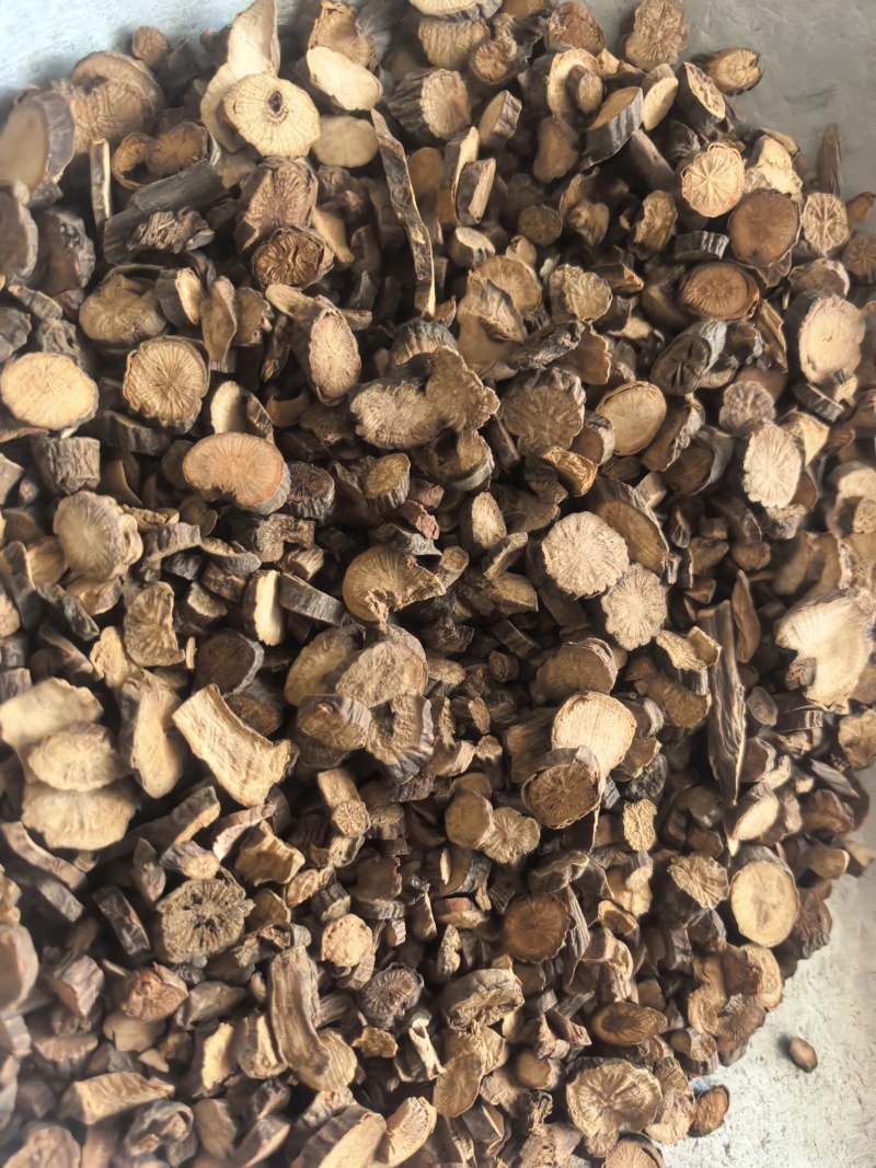 赤芍京赤芍赤芍片颜色红《聚源药业》专注中药材批发