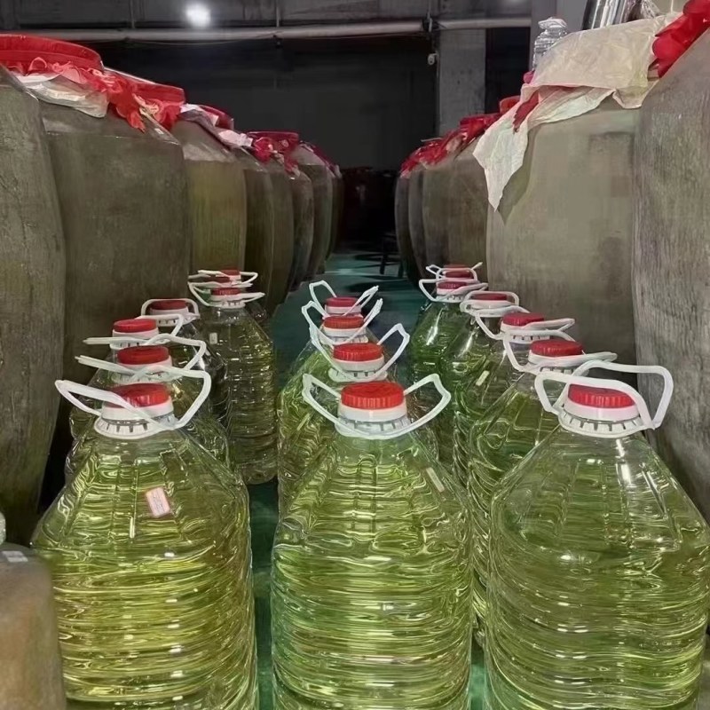 贵州茅台镇酱香型白酒，桶装酒，好喝，味纯，不辣喉不上头