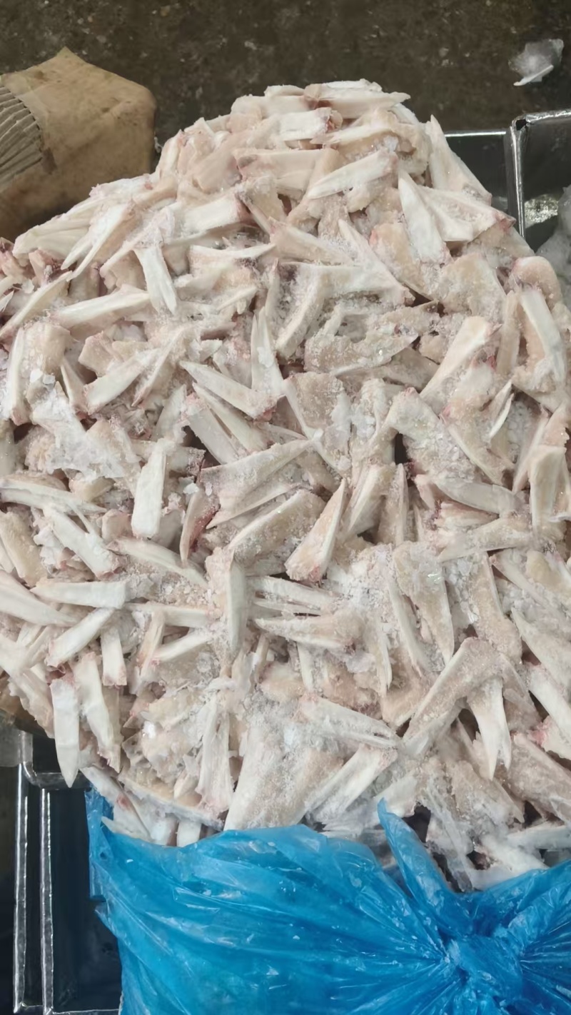 个人存货，双丰带肉鸡胸软骨三角骨，带肉20以内