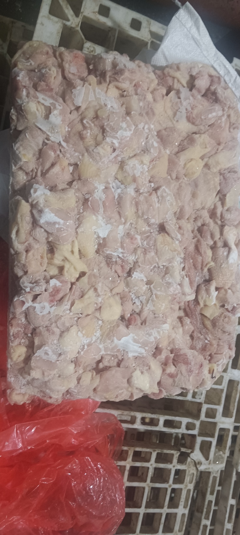 老鸡带皮胸肉块