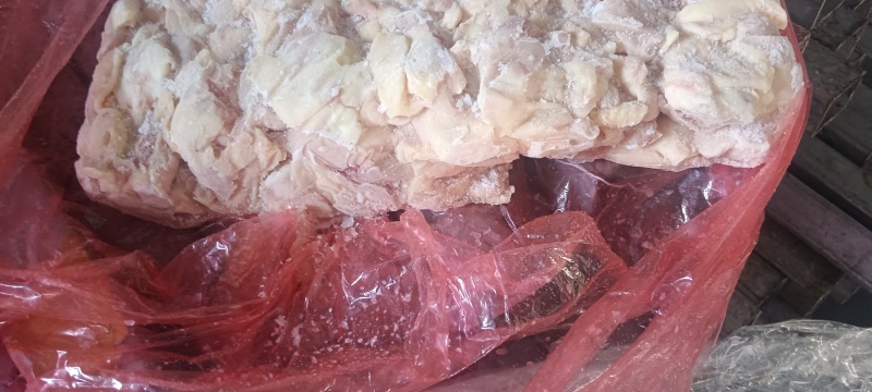 老鸡带皮胸肉块