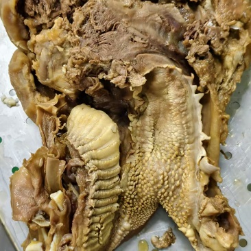 五香牛头肉（带皮），5斤一包，鲜货速冻发货，开袋即食，全熟。