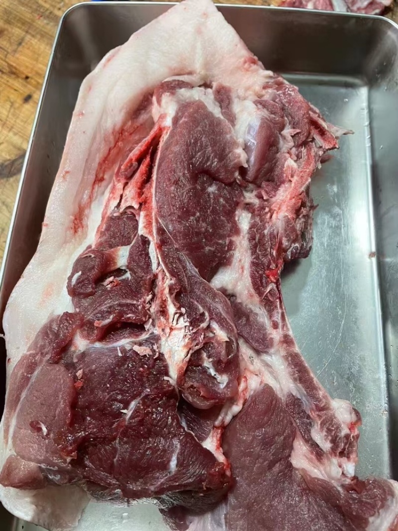 前腿肉精品土猪肉品质保证量大从优欢迎来电咨询