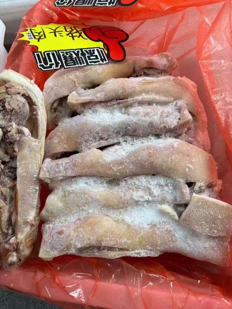精品猪头肉，熟猪头肉，去骨无毛处理的很干净