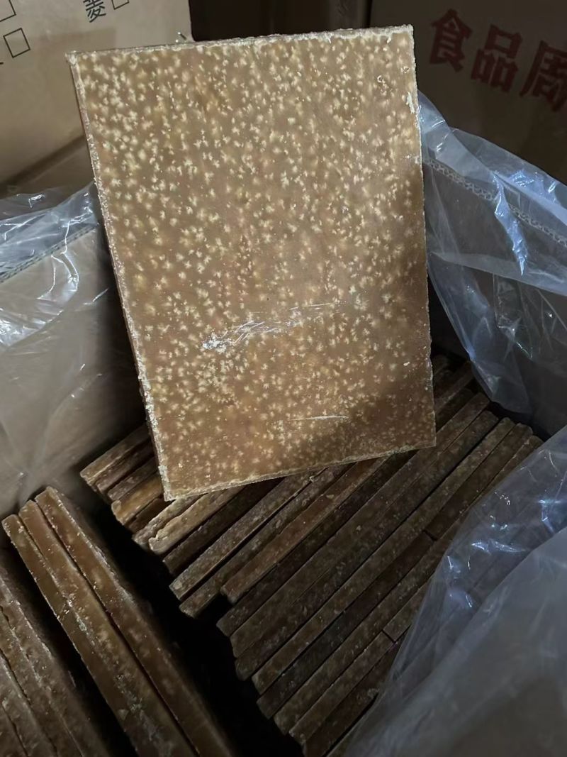 薄荷很浓散装梨膏糖1件50斤罐装60瓶250克常年批发
