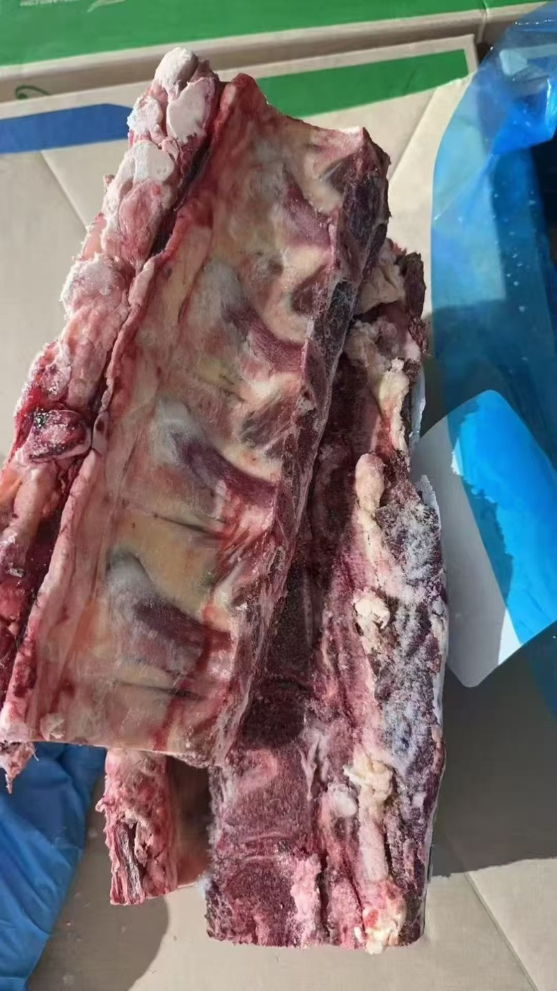 多肉牛脊骨块，分割好的，价格美丽，一件也是批发价