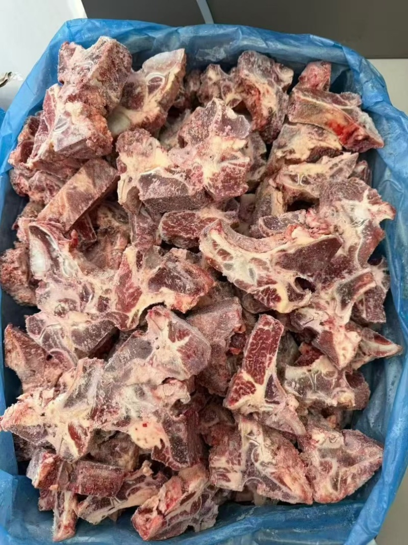 多肉牛脊骨块，分割好的，价格美丽，一件也是批发价