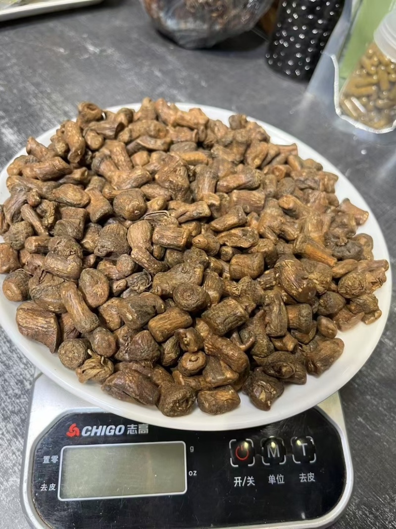 蒲公英根颗粒粗细都有蒲公英跟茶批发代发野生炒蒲公英婆婆丁