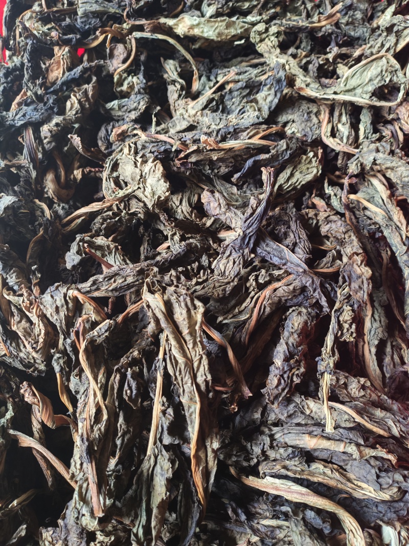 干花菜叶子，采购鲜嫩的花菜叶，去毒清洗焯水晾晒包装装箱保存。