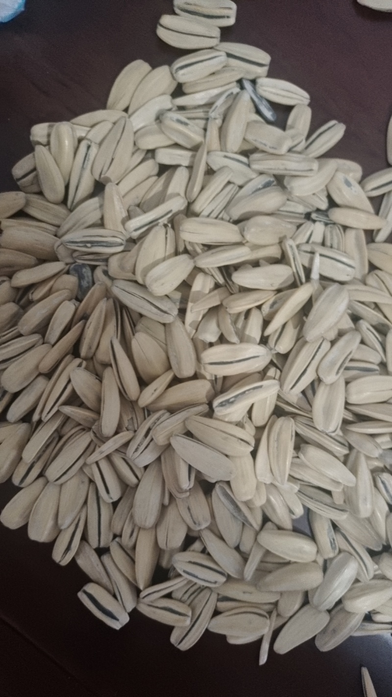 五香脱皮打手瓜子电商通用货，干电商的各位老板可以来聊了